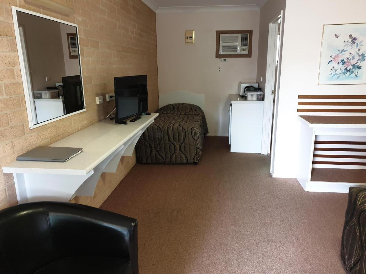 Blayney Central Motel Екстер'єр фото