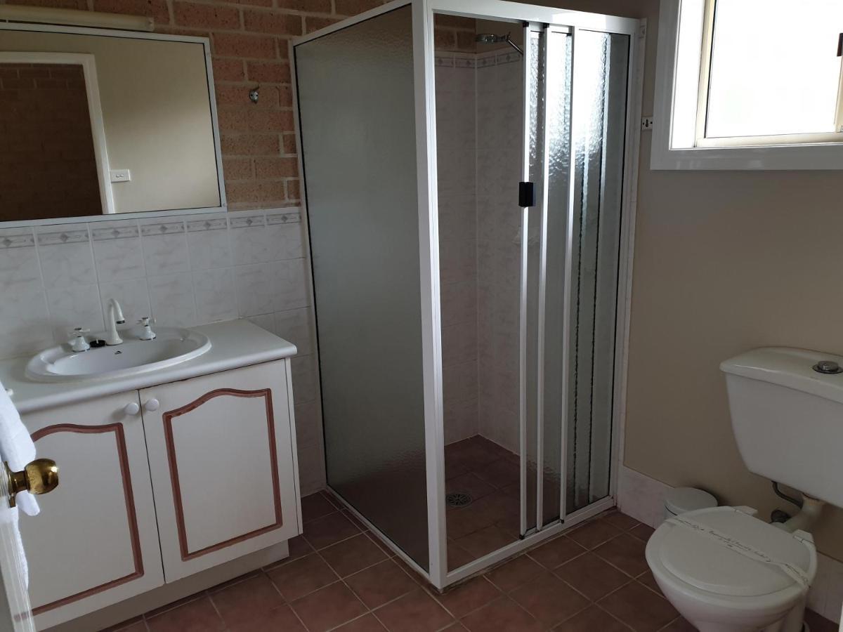 Blayney Central Motel Екстер'єр фото