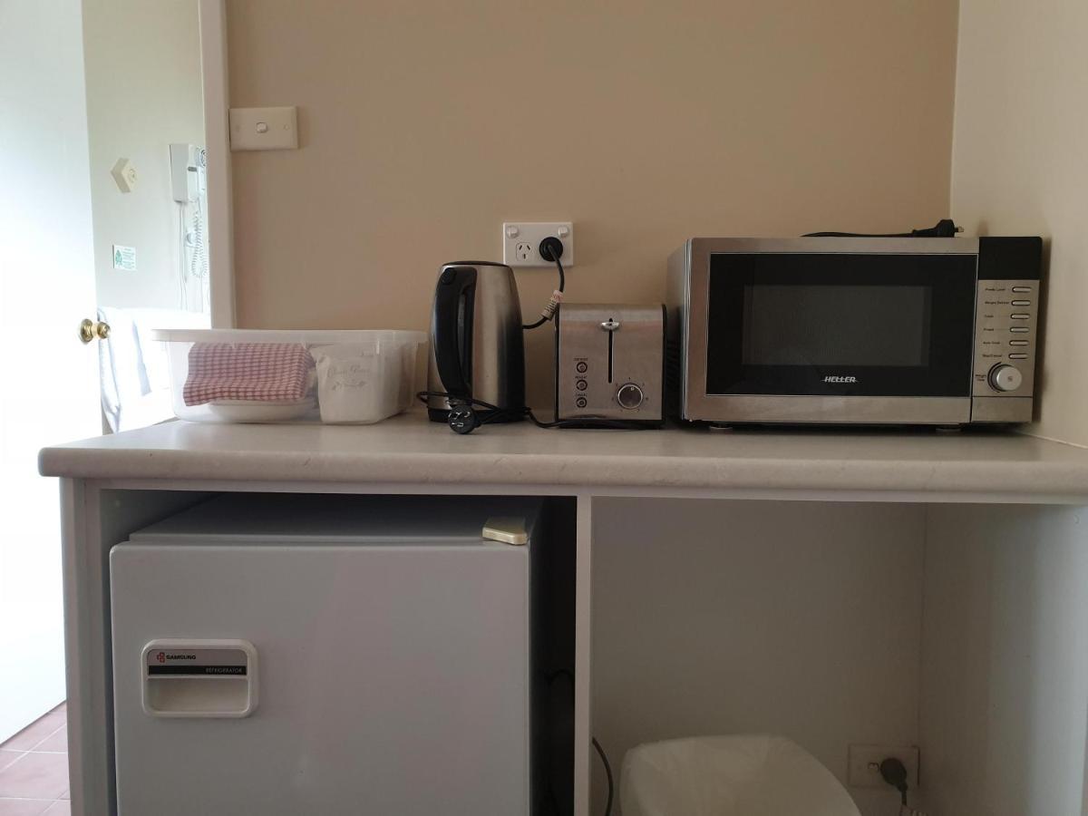 Blayney Central Motel Екстер'єр фото