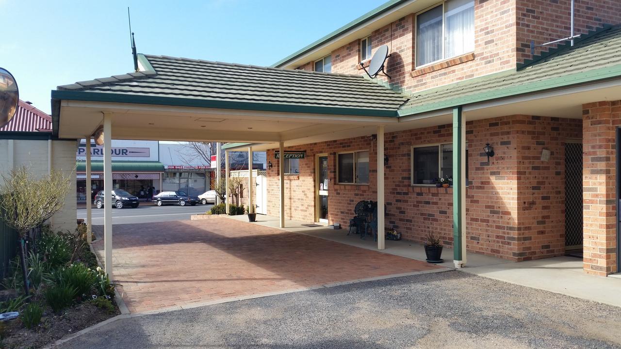 Blayney Central Motel Екстер'єр фото